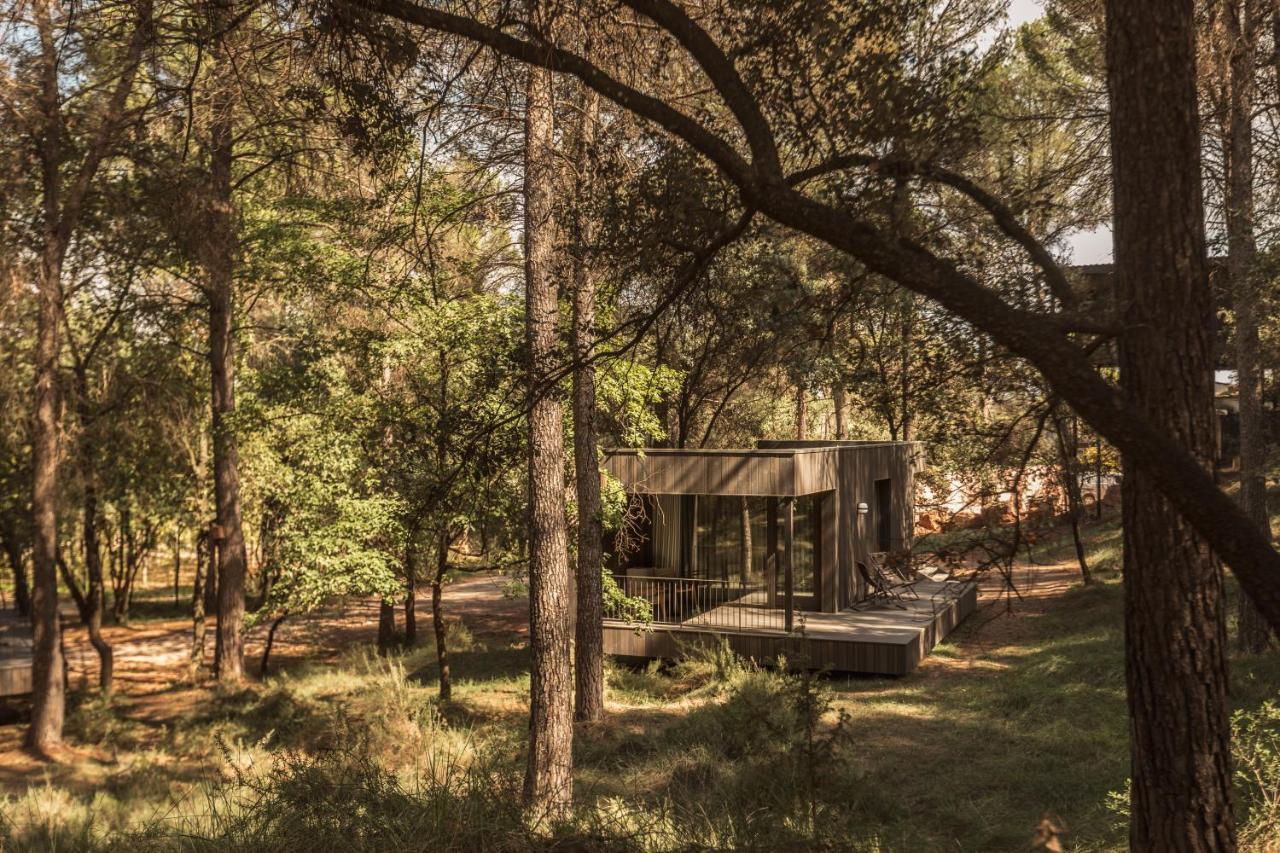 Les Cabanes De L'Oller Del Mas มันเรซา ภายนอก รูปภาพ